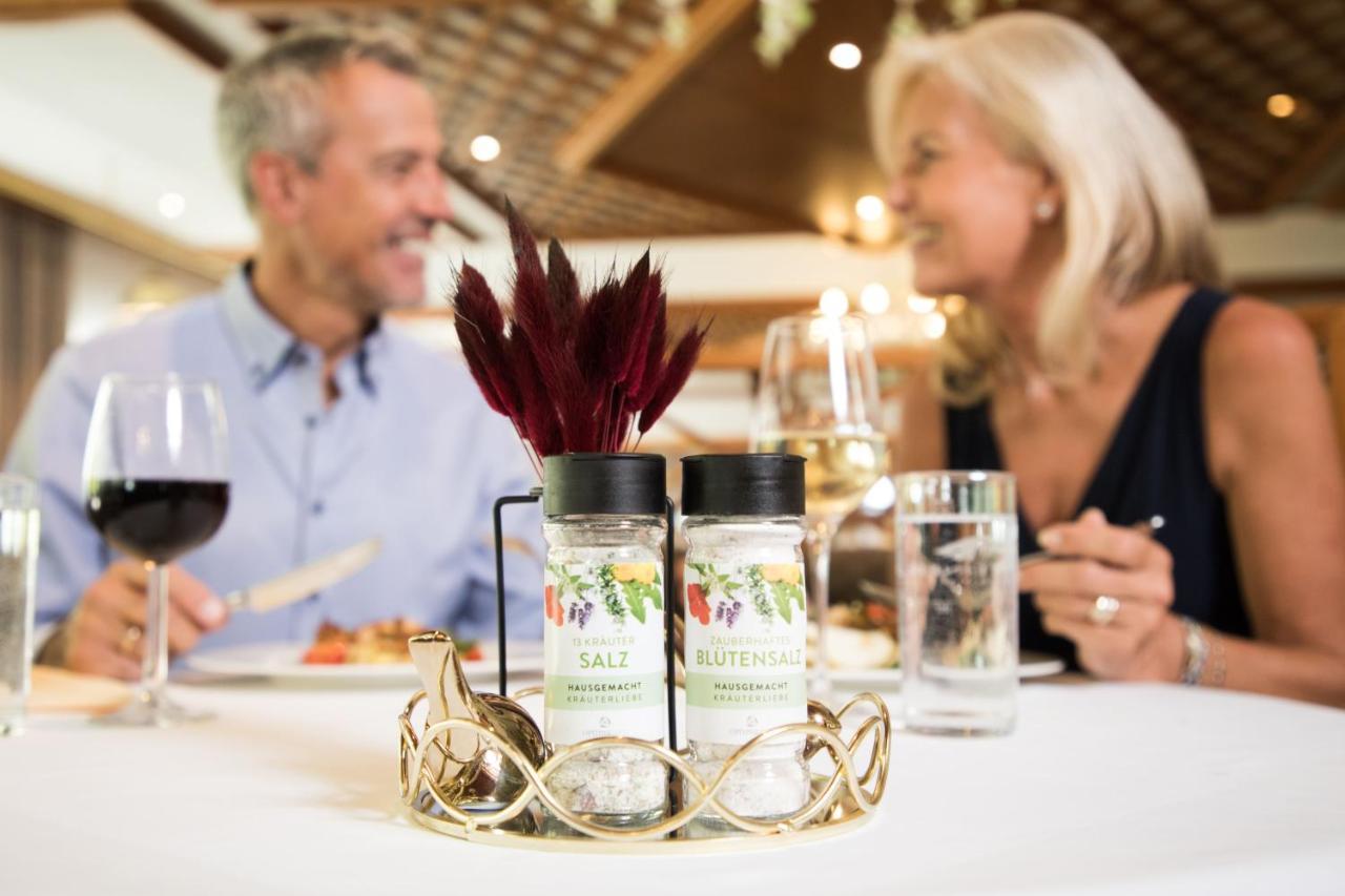 Gesundheit & Wellness Resort Bad Mitterndorf Bagian luar foto
